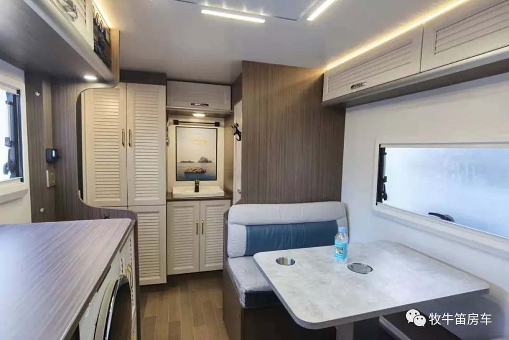 轻量化/健康环保是重点 !牧牛笛越野拖挂房车-新浪汽车