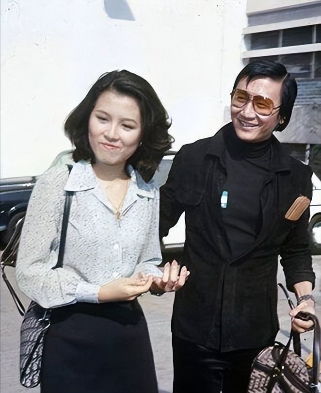 27年后,再看谢贤,才明白狄波拉和他离婚是多么正确|狄波拉|谢贤|甄珍