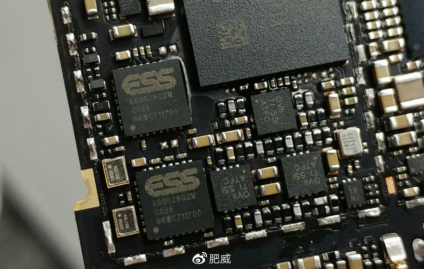 x1,使用es9018mk2的vivo x3再到使用双es9028q2m的xplay5s,都是不少的