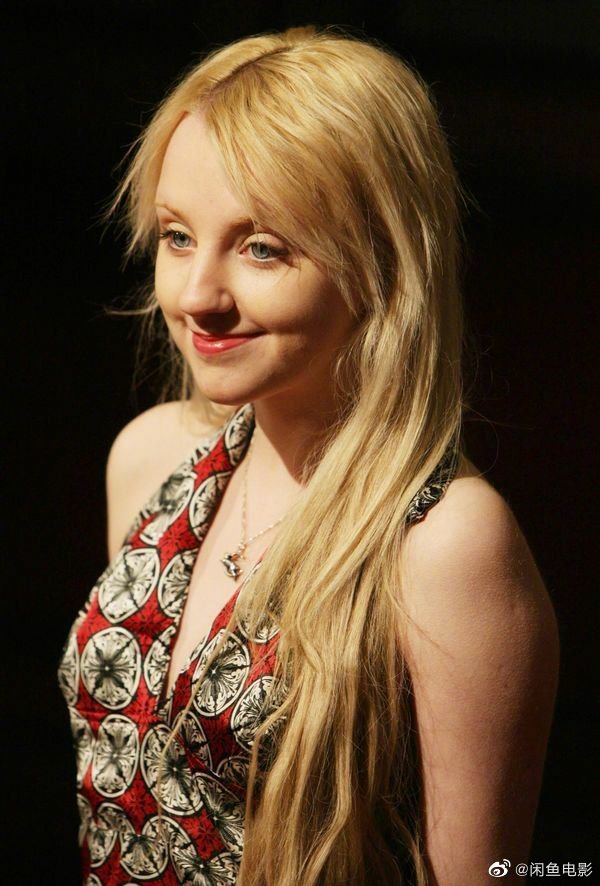 《哈利·波特》重要配角之一"卢娜"扮演者伊文娜·林奇疑似感染新型肺