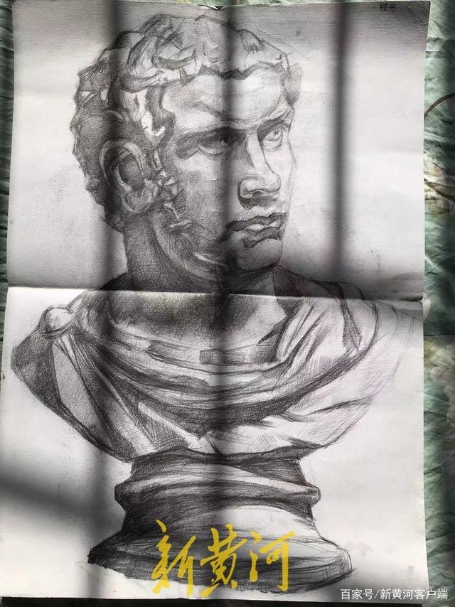 经济学家12岁儿子坠亡，前一天被老师点名，龙岗教育局：介入调查休闲区蓝鸢梦想 - Www.slyday.coM