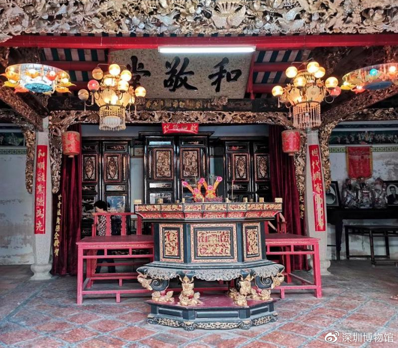 值得细品的潮州金漆木雕大神龛__财经头条