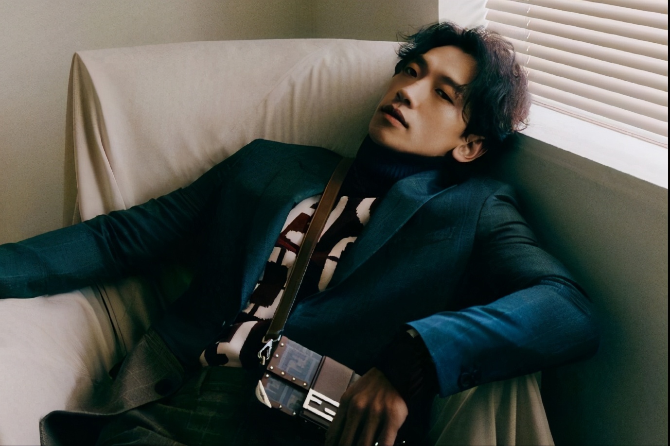 38岁rain近照:五官俊朗似少年,冻龄颜值更胜巅峰时期