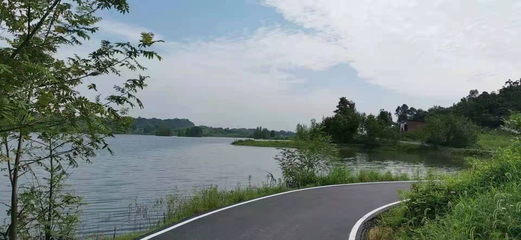 邻水县让水湖湿地公园首期正式投用