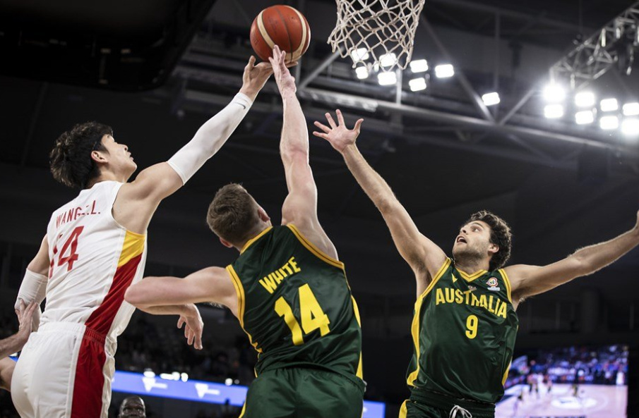 周琦空砍16分17板,中国男篮惜败澳大利亚!全场18次失误任重道远休闲区蓝鸢梦想 - Www.slyday.coM 周琦空砍16分17板,中国男篮惜败澳大利亚!全场18次失误任重道远休闲区蓝鸢梦想 - Www.slyday.coM