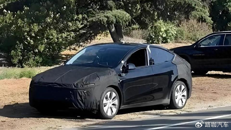特斯拉曝轿车新谍照，全新廉价车，就是旧款Model 3？-特斯拉 新款车型