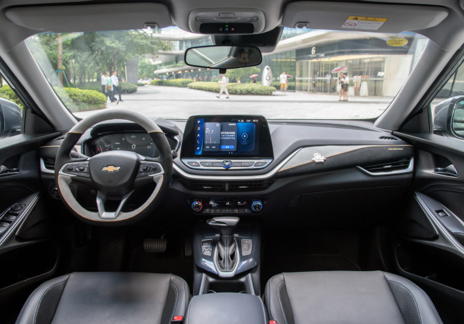 新款雪佛兰畅巡起售16.49万元,有一款冷门王中王?