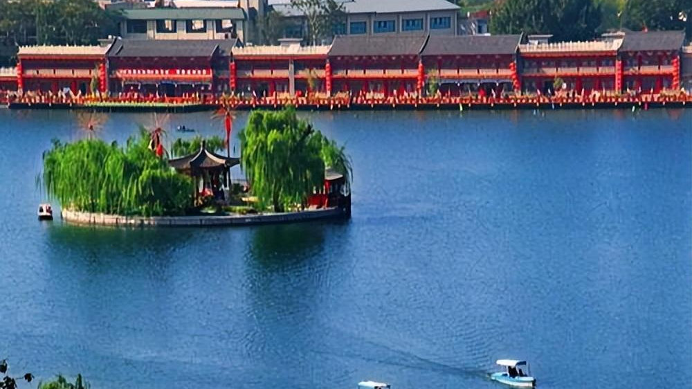 北京什刹海景点介绍及游玩攻略，美食、购物推荐及旅游建议！|北京什刹海|什刹海|游玩攻略_新浪新闻