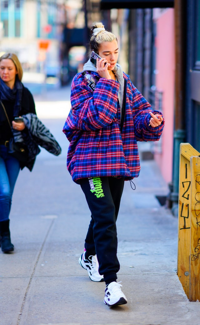 2021年运动风穿搭指南,居家运动服如何成为2021年最潮单品?