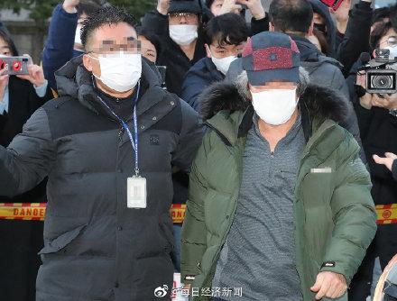 素媛案罪犯曾在平安夜出门20分钟 列好采购清单直奔超市休闲区蓝鸢梦想 - Www.slyday.coM 素媛案罪犯曾在平安夜出门20分钟 列好采购清单直奔超市休闲区蓝鸢梦想 - Www.slyday.coM