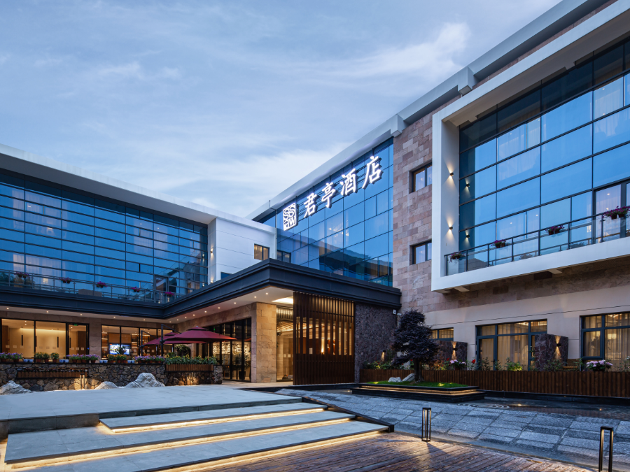时隔14年酒店行业首破冰君亭酒店模式守旧靠非常规业务勉强撑业绩