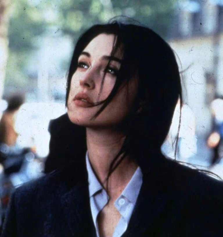 球花 莫妮卡贝鲁奇 monica bellucci | 西西里的美丽传说