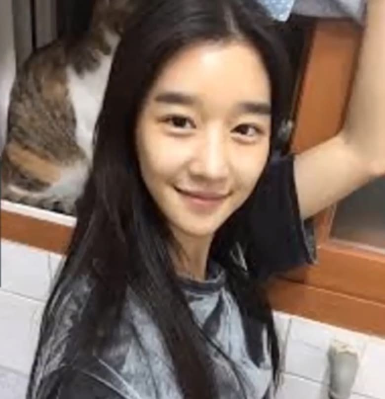 韩剧女星徐睿知学生照疯传 陷整容疑云