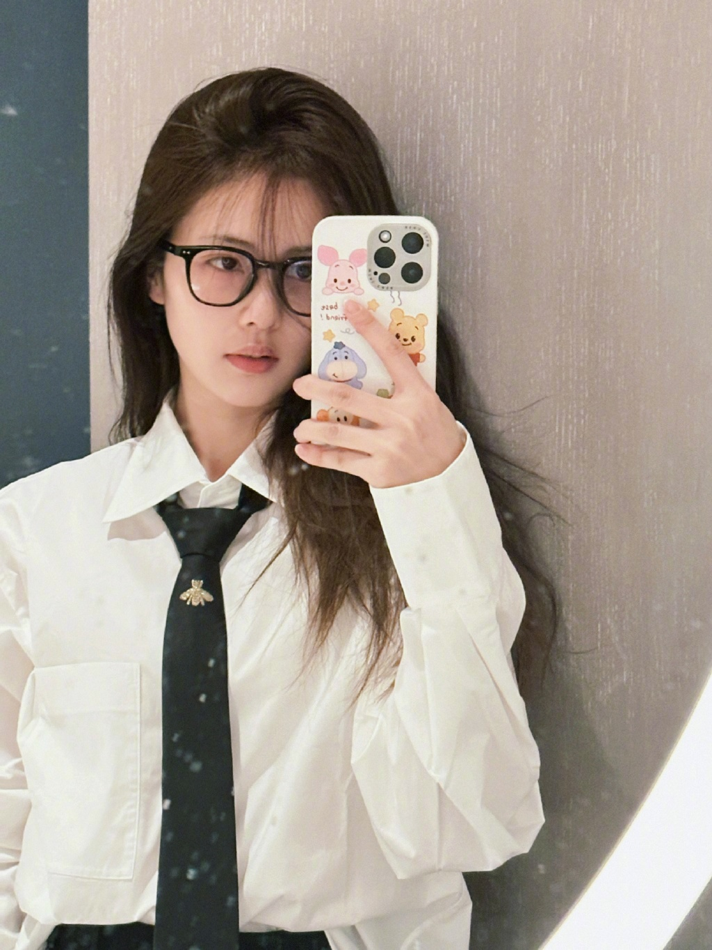 好嫩好嫩一白衬衫打领带黑框眼镜的女高白梦妍