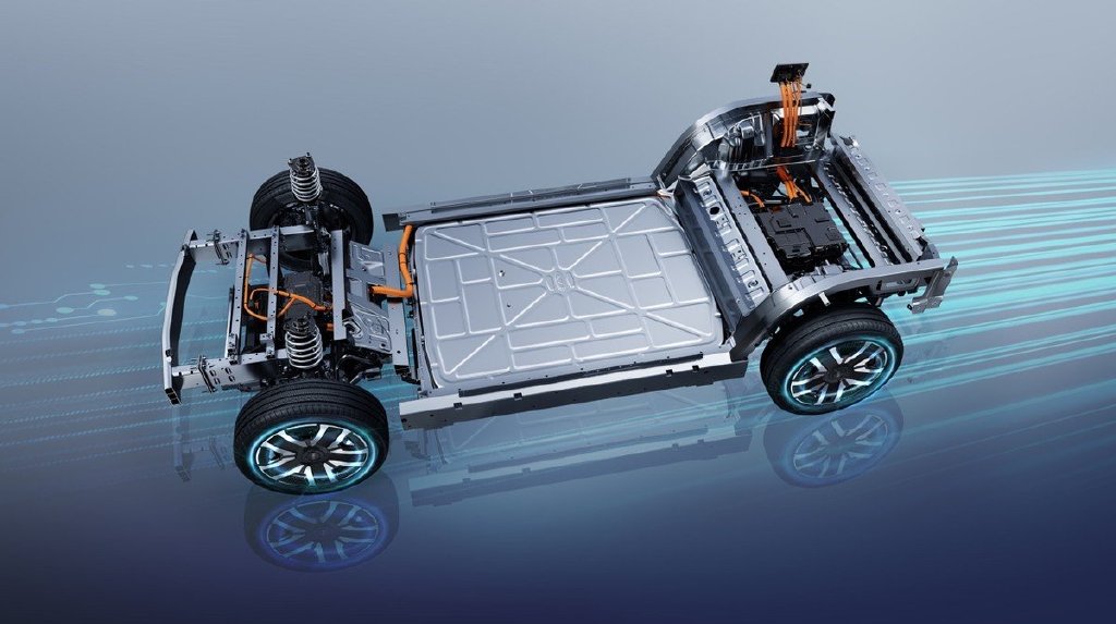 引领智能平权，iCAR 03全新智驾版型14.98万元起售