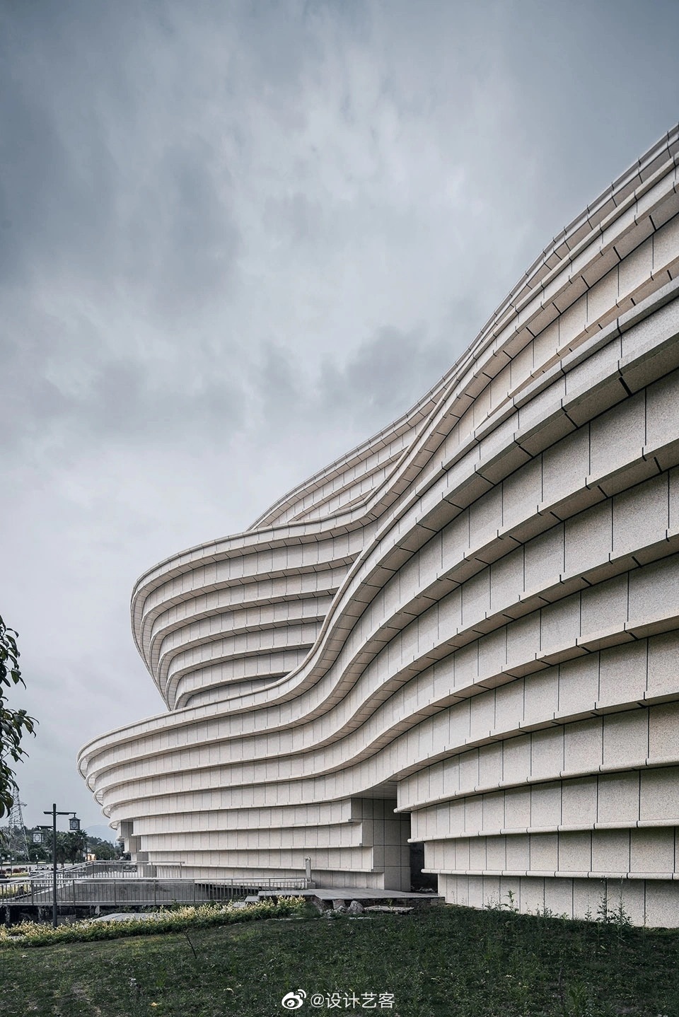 建筑设计,水平线条的演绎. ……__财经头条