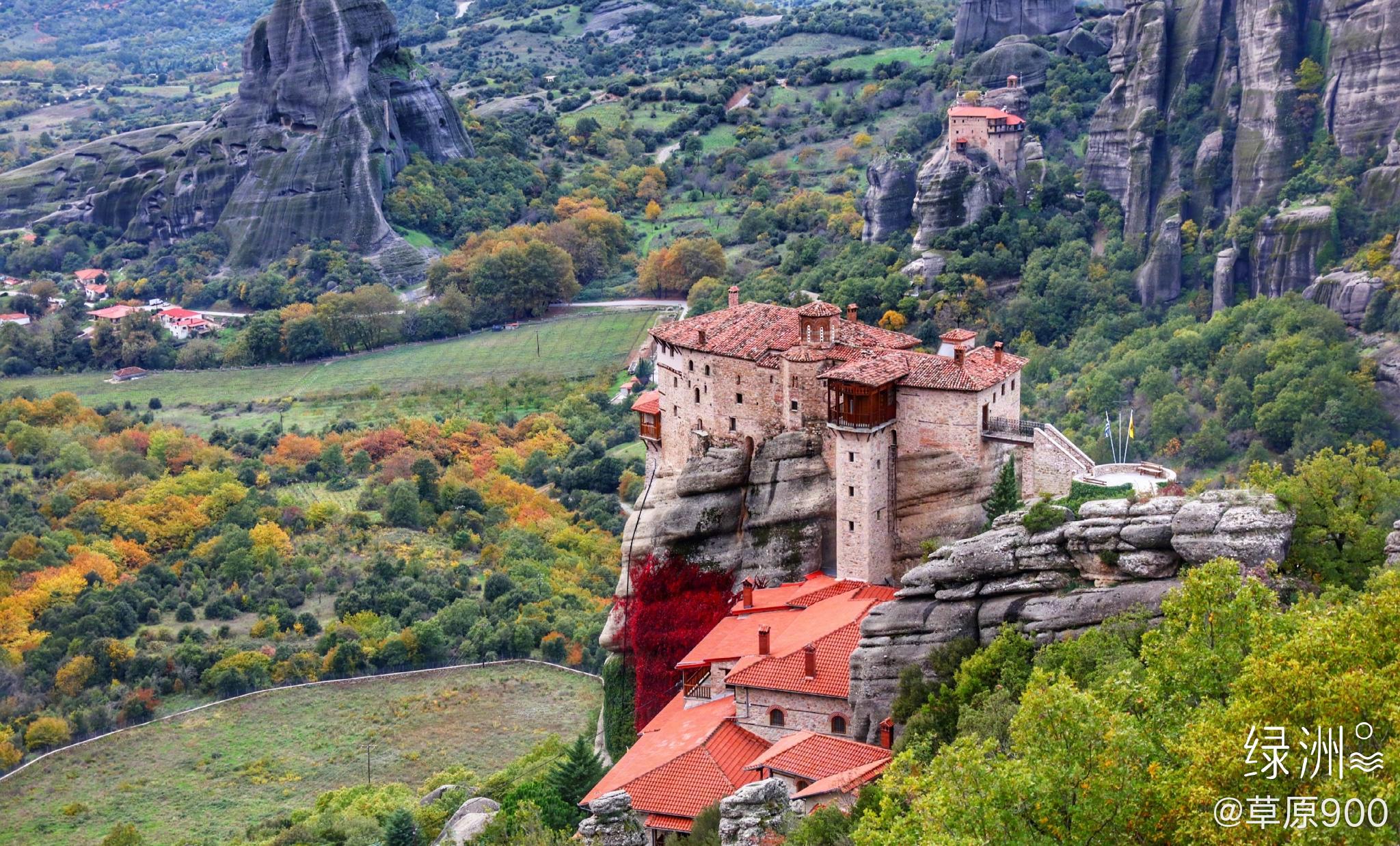 希腊曼代奥拉 曼代奥拉位于希腊特里卡拉色州.