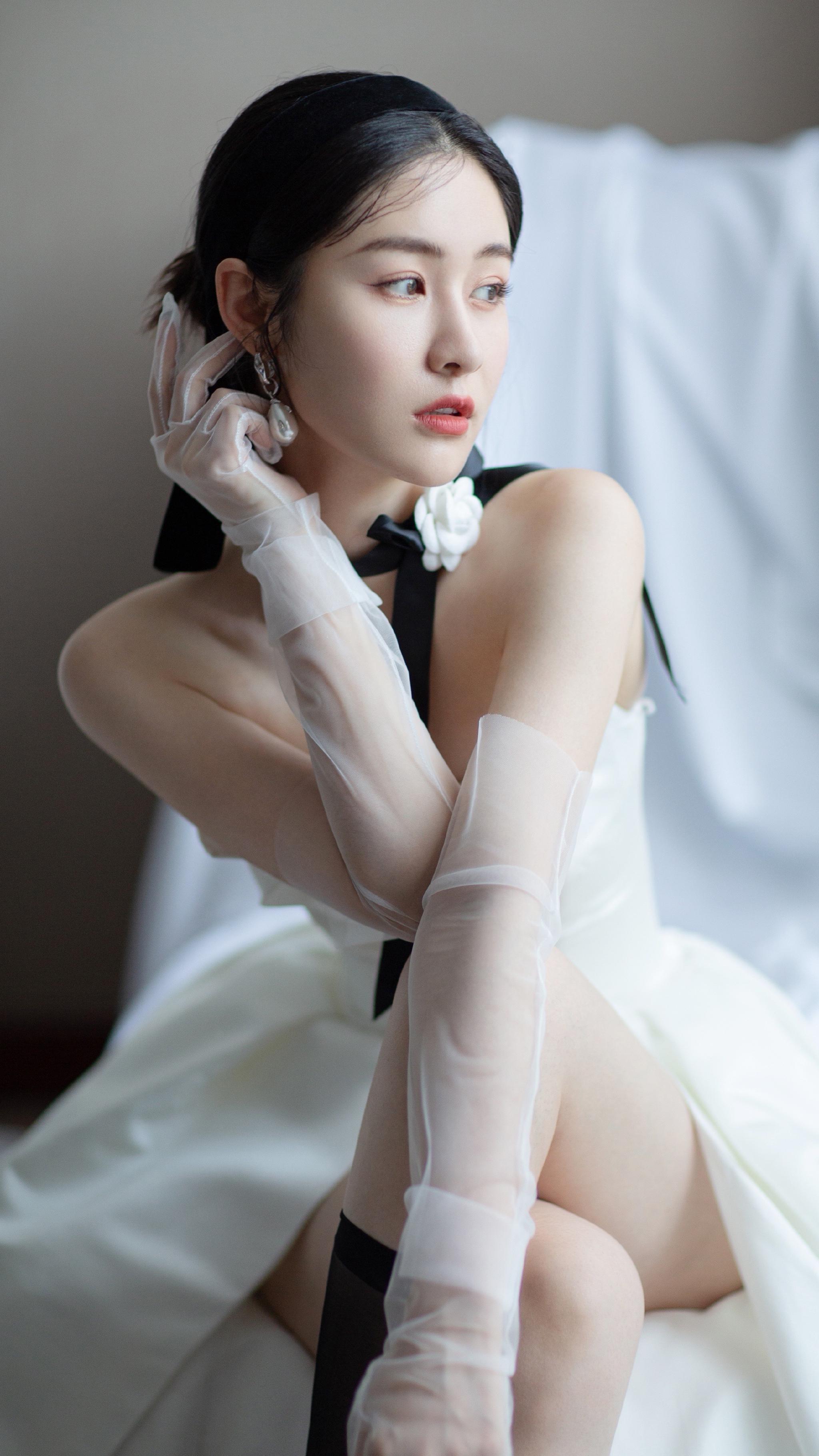 梁田 中国传媒大学 天秤座 身高172cm 体重49kg 来自辽宁沈阳__财经