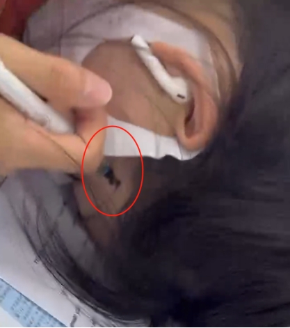 “上岸”地铁站火了，这届考研人为“求上岸”能有多拼？休闲区蓝鸢梦想 - Www.slyday.coM