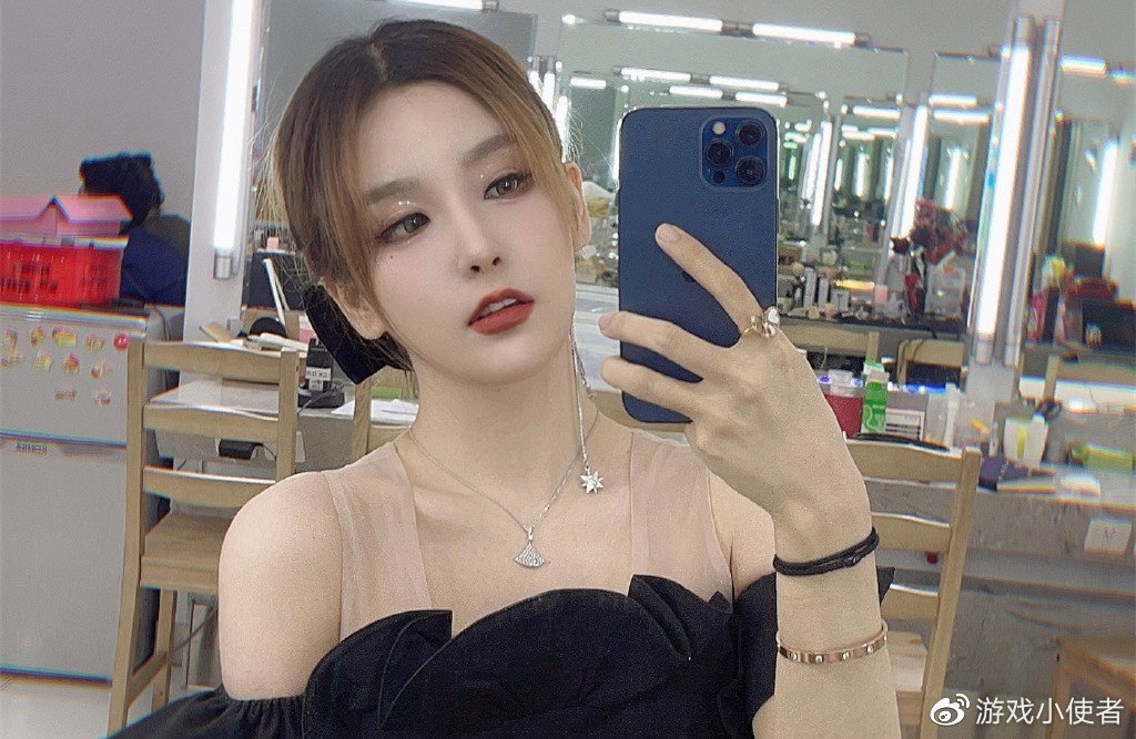 rita的浓妆和淡妆有多大差别?