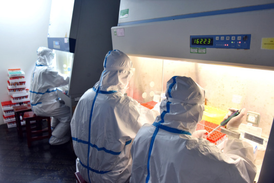 致敬！48万份核酸检测报告背后的南昌大学二附院“新冠核酸检测人”休闲区蓝鸢梦想 - Www.slyday.coM