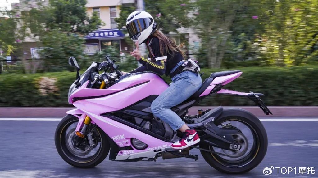 斩男又斩女杰迪k750粉色全网首发猛男靓女炸街必备