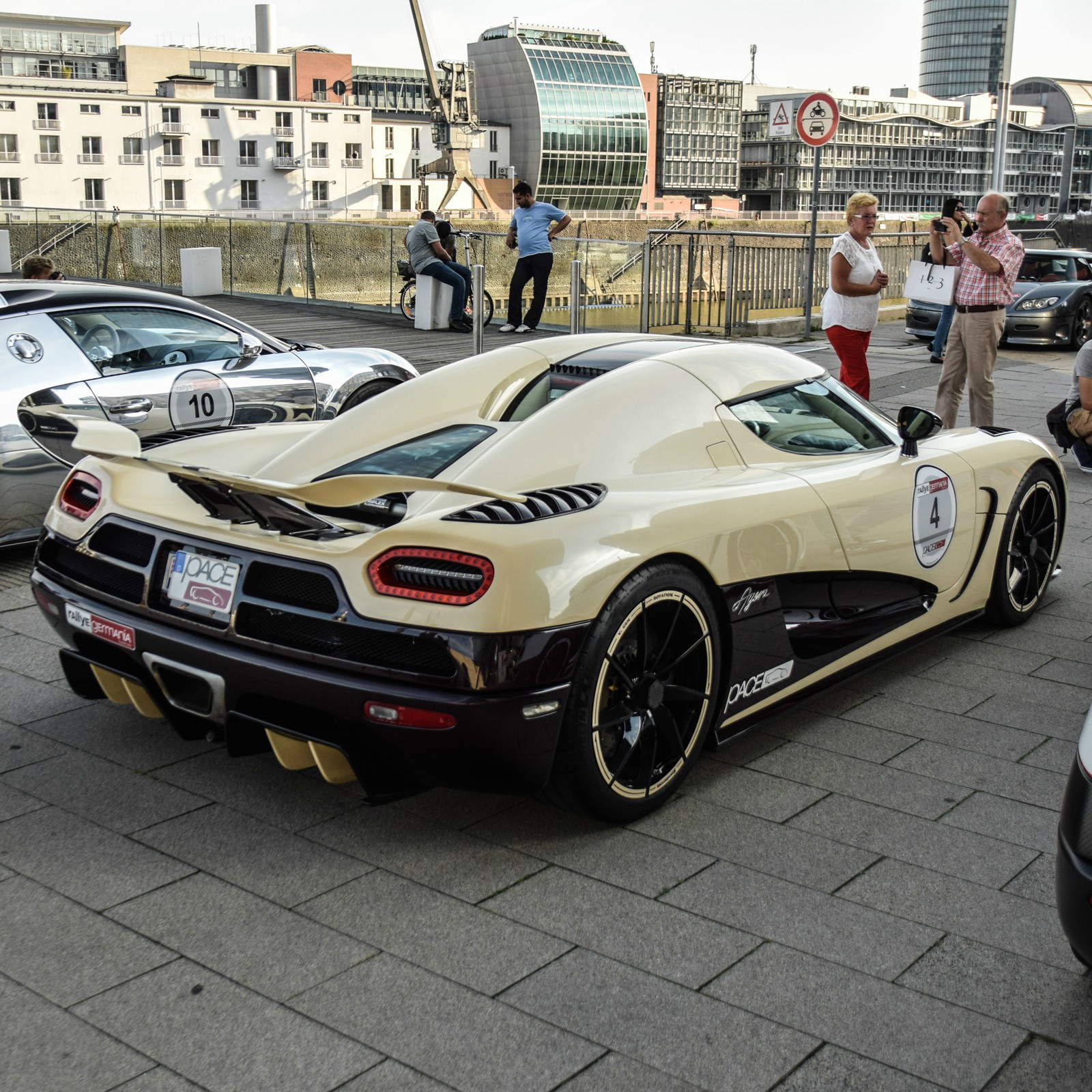 7/ 9科尼塞克agera r 678/ 9科尼塞克agera r 679/ 9科尼塞克