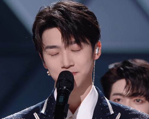 创4庆怜卡十二张嘉元成了众矢之的大家都是关系户