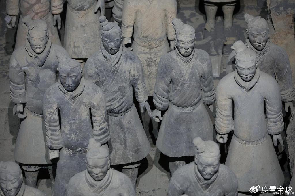 秦始皇兵马俑简介，那些栩栩如生的陶俑，诉说着怎样的秦朝故事？