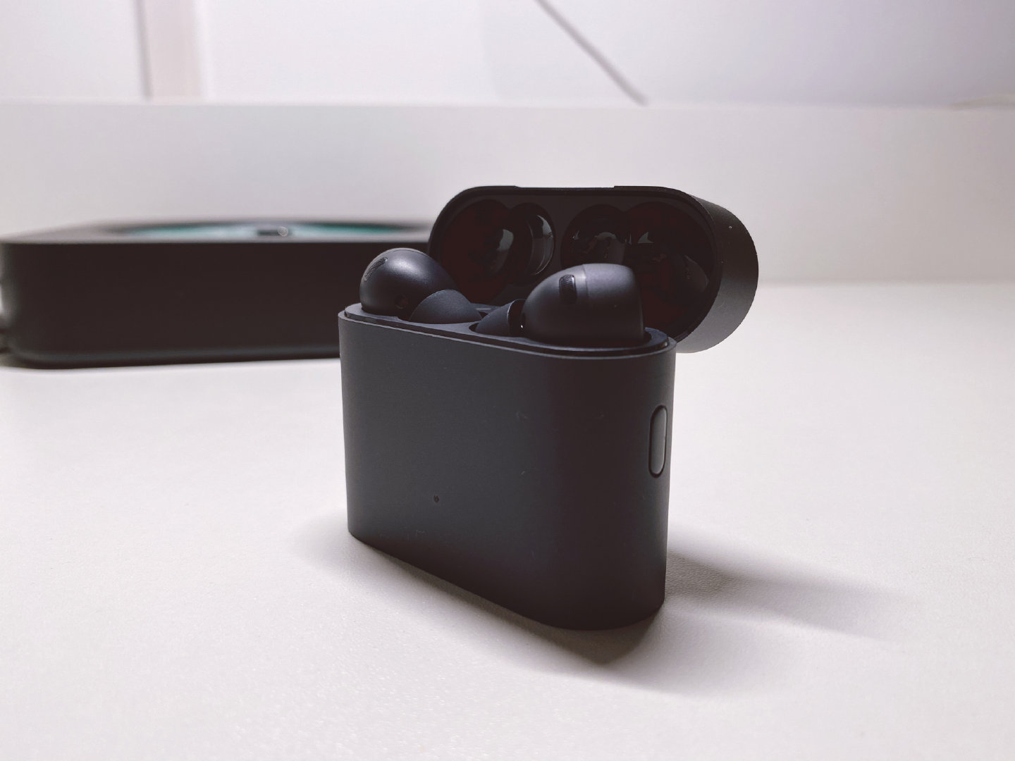 小米发布了这款真无线蓝牙耳机air2 pro,对一个黑色控来说如获真爱