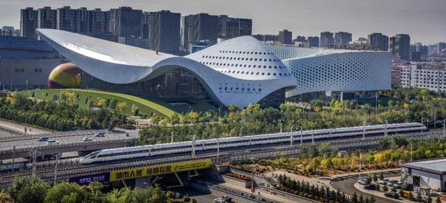 为什么火车不能提前到？飞机却可以？休闲区蓝鸢梦想 - Www.slyday.coM