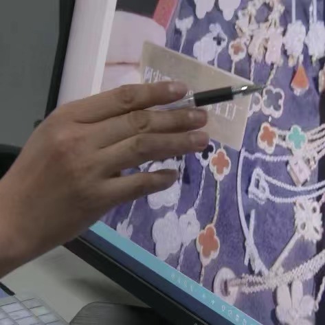 全国眼镜品牌排行_知名眼镜品牌明月镜片,向中国航天精神致敬!