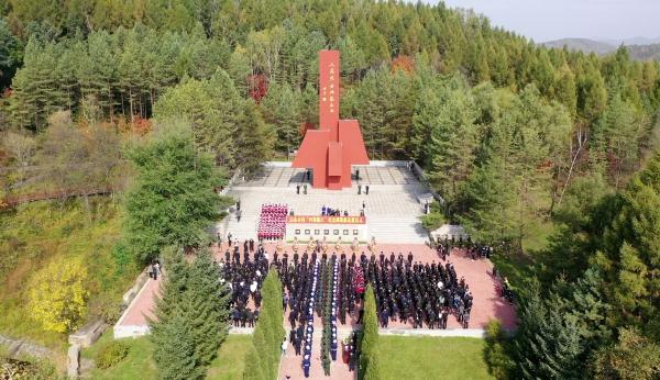 白山市举行向烈士敬献花篮仪式休闲区蓝鸢梦想 - Www.slyday.coM