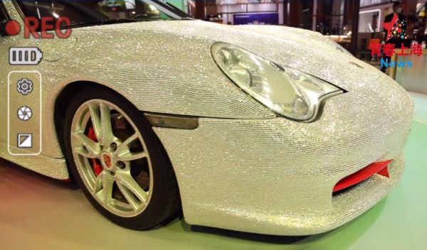 镶嵌40万颗宝石的保时捷……-新浪汽车