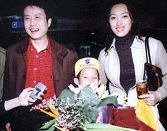 奥运冠军教练陈忠和,二婚娶自己徒弟,妻子李东红婚前遇2大障碍