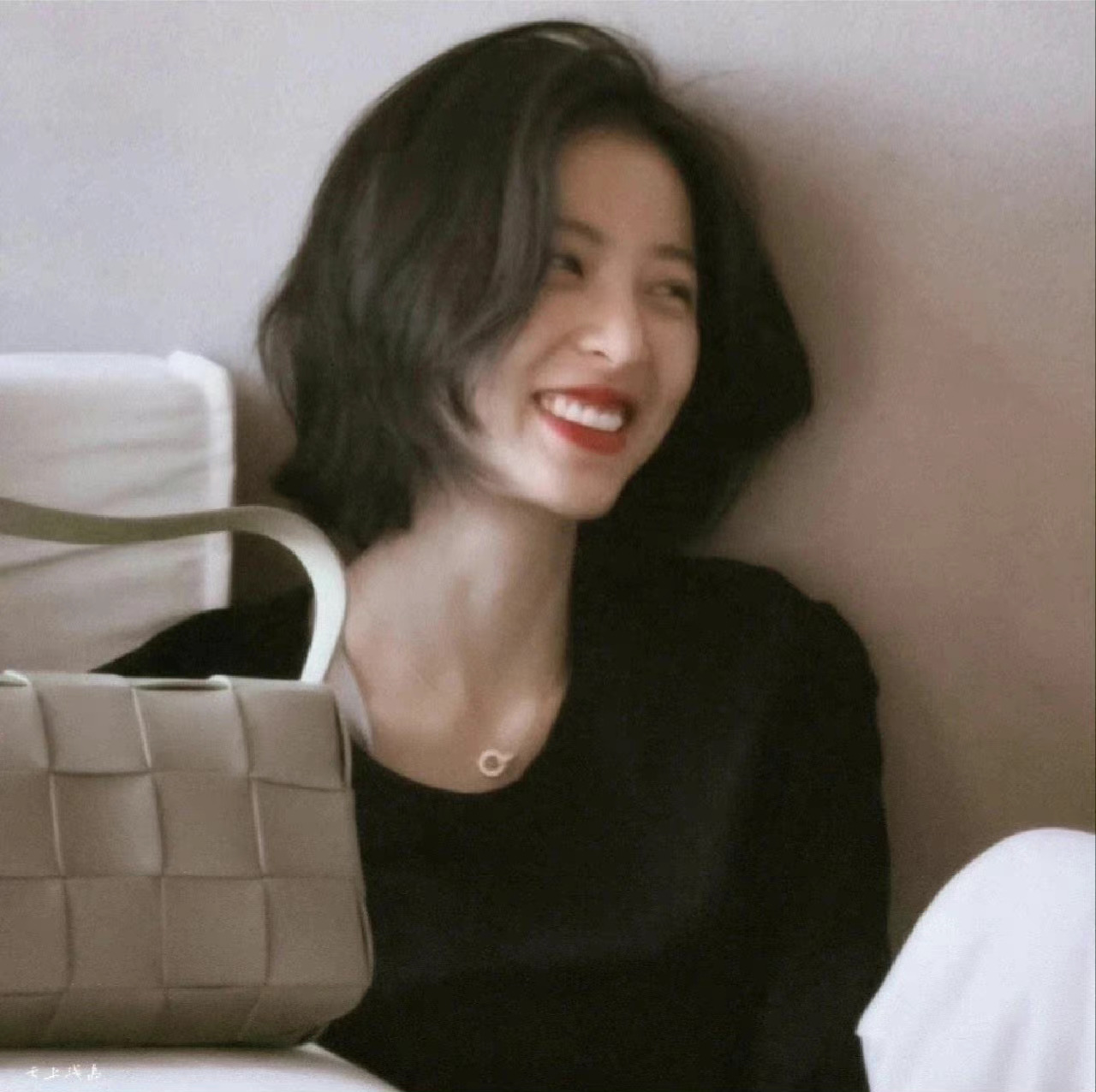 特别喜欢周雨彤短发