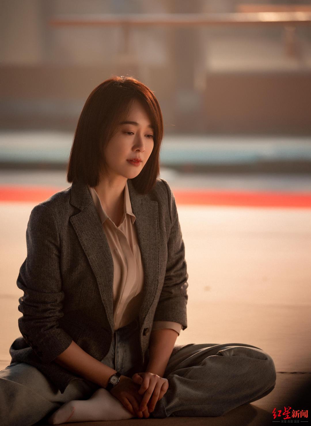 红星专访左小青运动员出身的大女主年龄只是一种符号