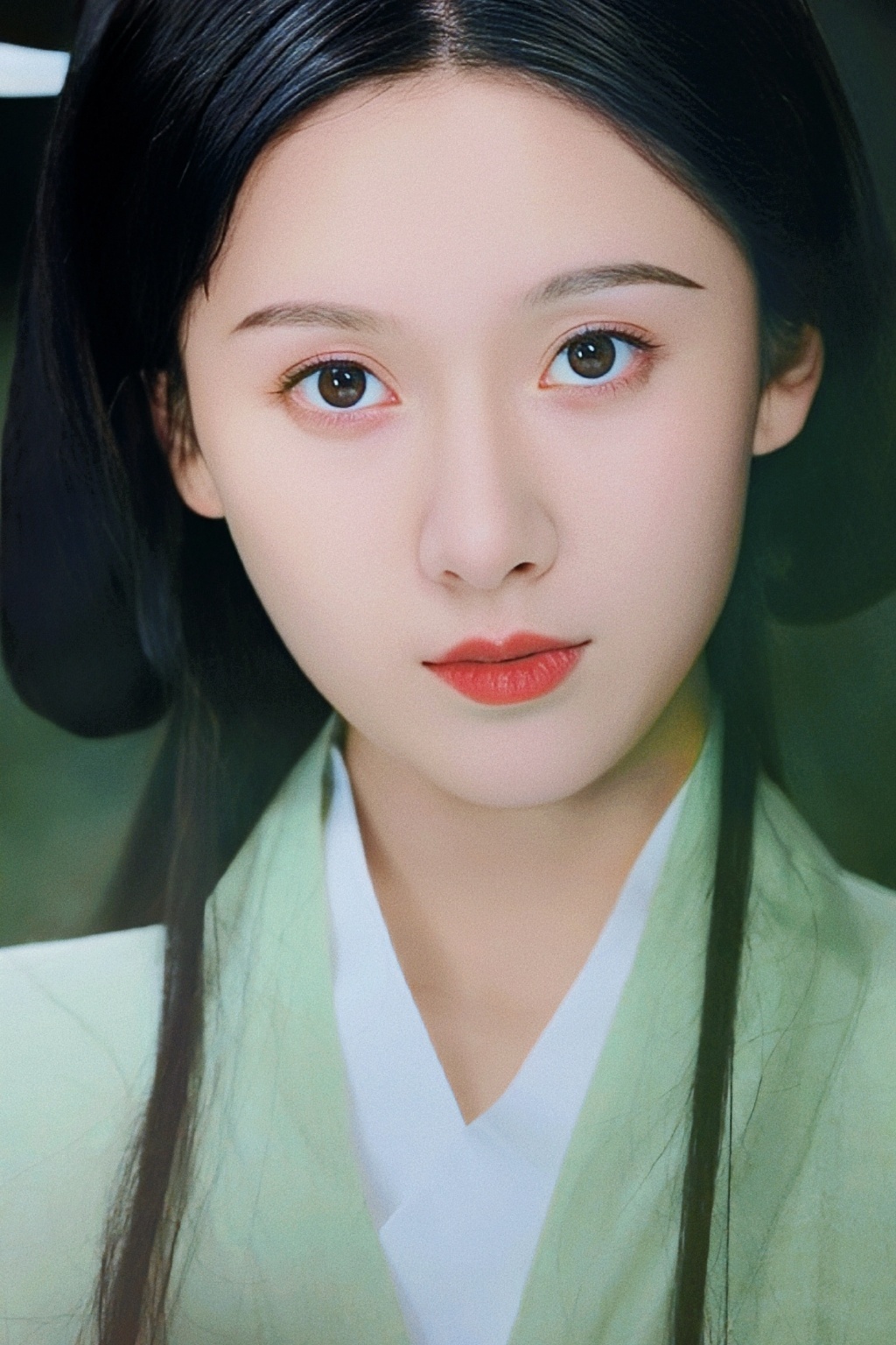 王子璇古装山水小憩氛围感 恬静淡雅,美若天仙,好不美哉……__财经