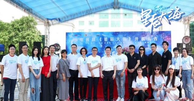 90后张馨月为40岁林峯生女住过亿豪宅 内地新闻 综艺网 全娱乐平台 90后张馨月为40岁林峯生女住过亿豪宅 内地新闻 综艺网 全娱乐平台