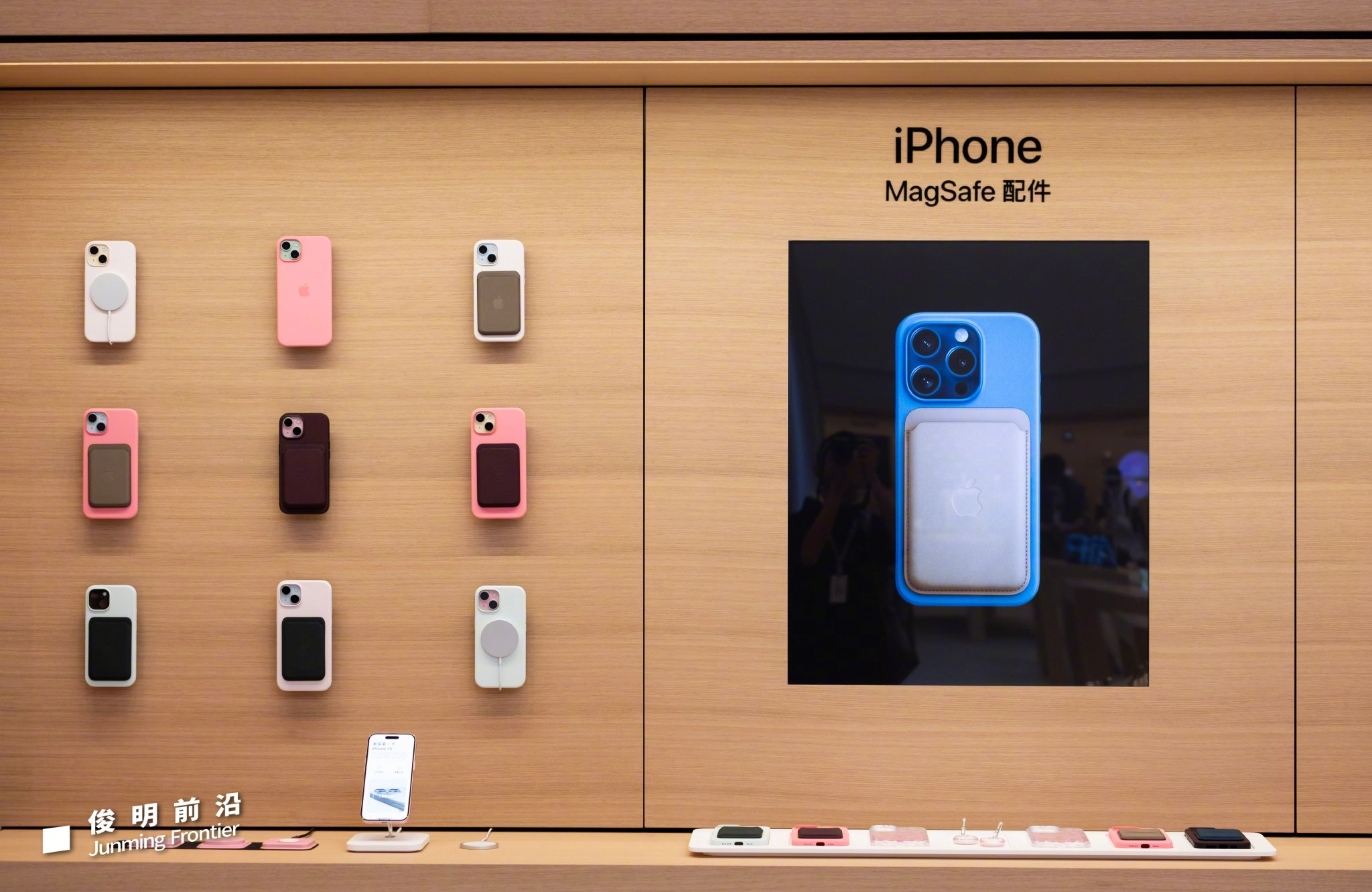 再来一组apple上海静安零售店产品展示区的特写…|展示区|静安|特写