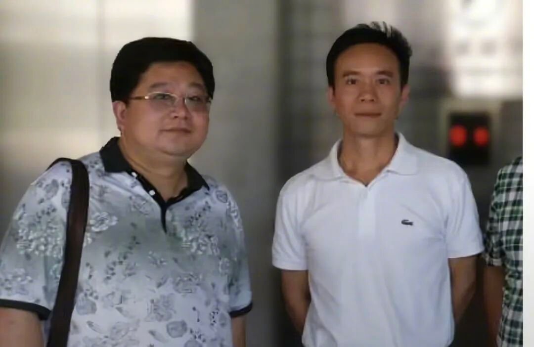 广州大学教授张河清悼念同窗刘一周感动网友,刘一周儿媳发文怀念公公|广州市|广东省|儿子|时光|眉眼_新浪新闻