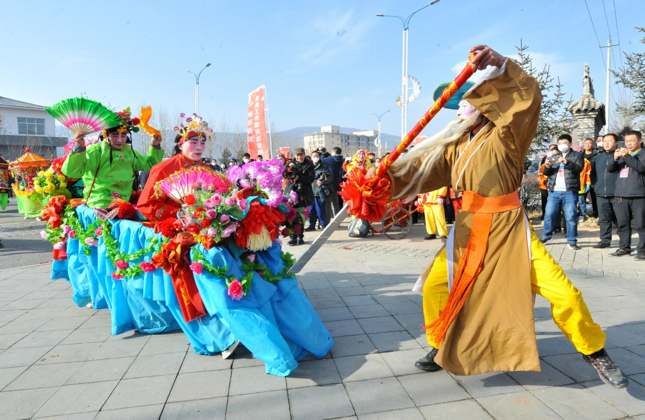 宁夏隆德县多彩社火闹元宵