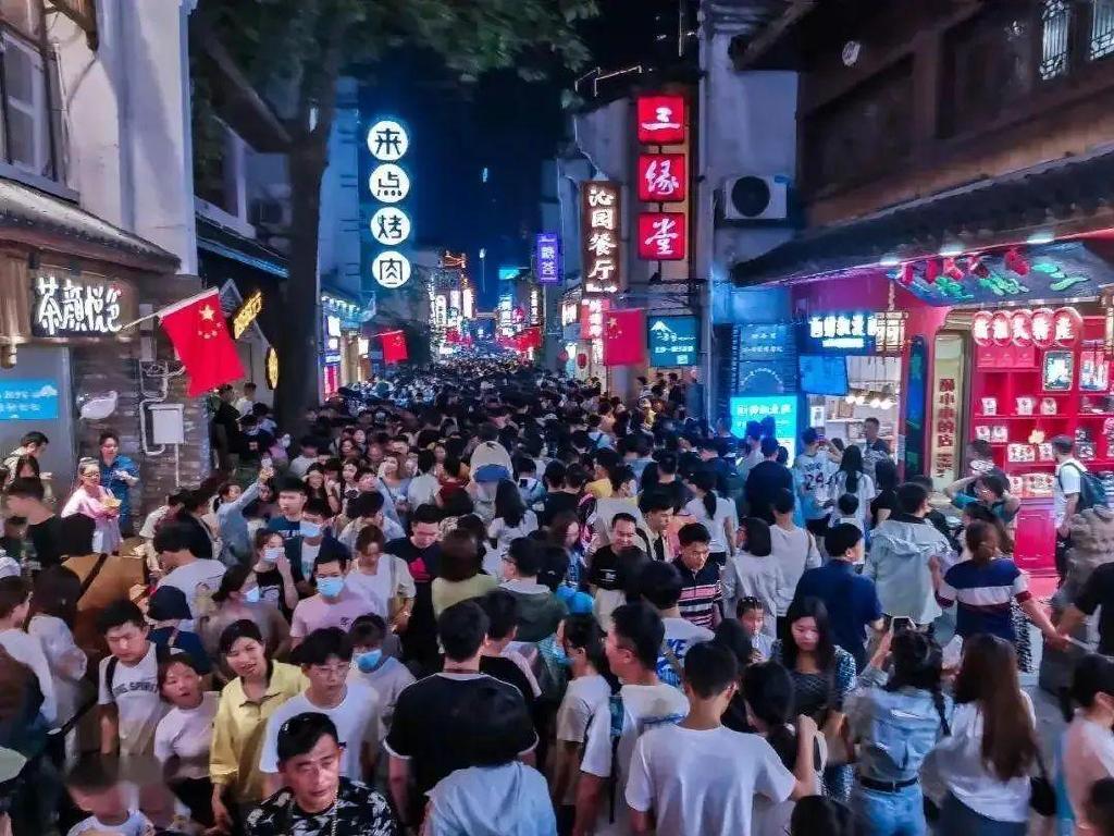 世界潮我看丨长沙的烟火味，究竟有多少种味道休闲区蓝鸢梦想 - Www.slyday.coM