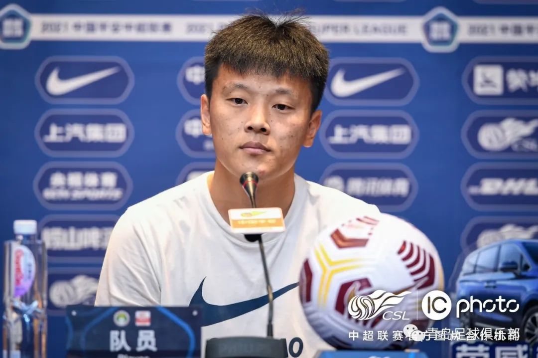 赛前吴金贵全力以赴打出青岛队的精神