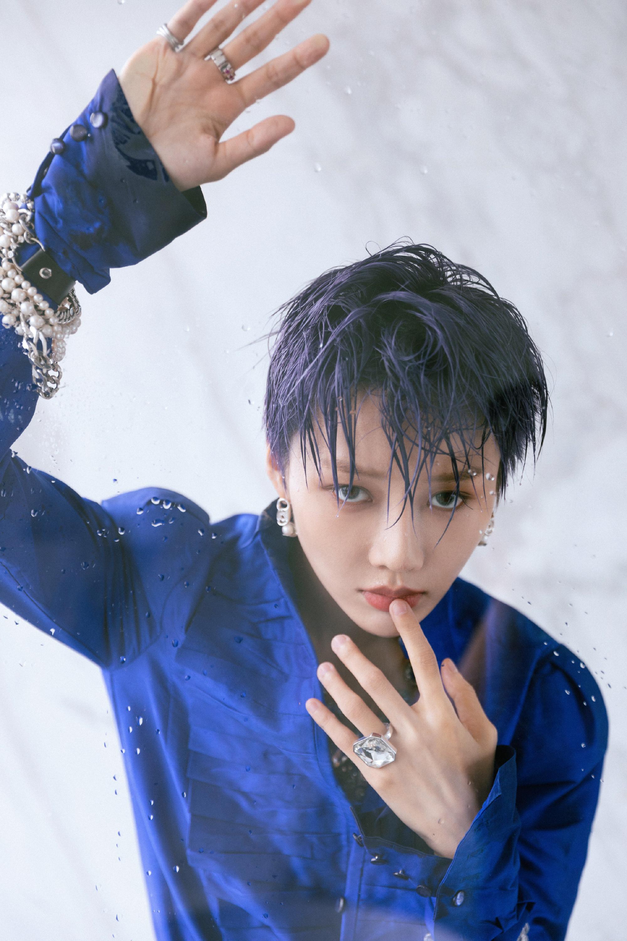 刘雨昕浴室大片 性感撩人,眼神杀 !疯狂心动 !