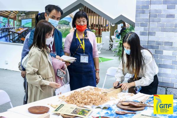 2021广州国际旅游展周末上演，“科技＋”、沉浸式体验成市民打卡热门休闲区蓝鸢梦想 - Www.slyday.coM