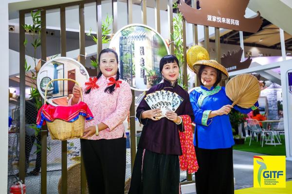 2021广州国际旅游展周末上演，“科技＋”、沉浸式体验成市民打卡热门休闲区蓝鸢梦想 - Www.slyday.coM