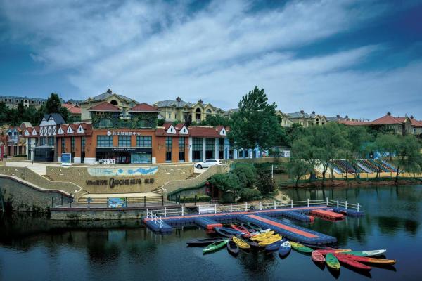 探访房产新政出台后的郑州楼市休闲区蓝鸢梦想 - Www.slyday.coM