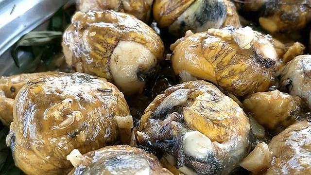 90年代的街头小吃,现在基本看不到,赌20袋辣条,全吃过的算我输