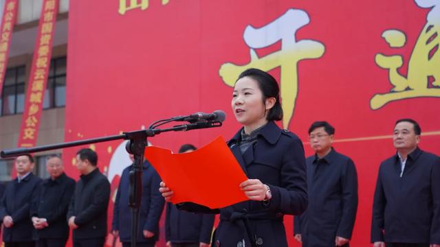 今日起云溪人出门就能坐上公交车